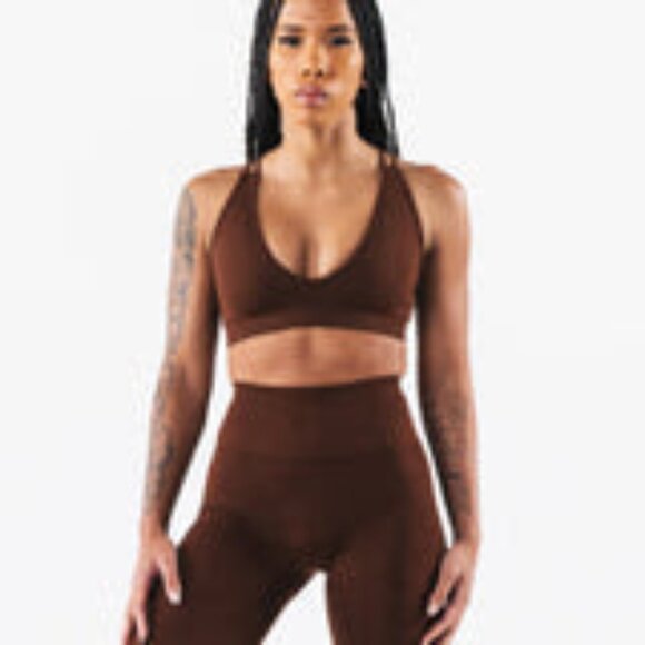 Alphalete Women's Chestnut Sports Bra - Picture 1 of 3